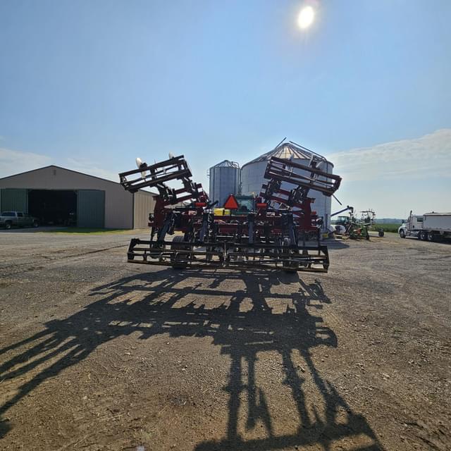 Image of Case IH Ecolo-Tiger 870 equipment image 3