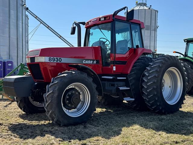 Image of Case IH 8930 equipment image 1