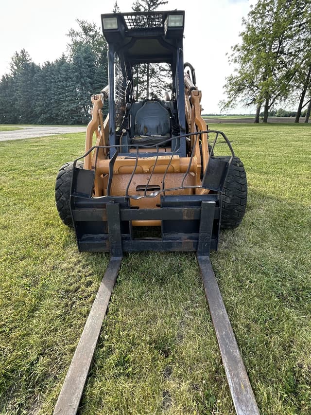 Image of Case 90XT equipment image 2