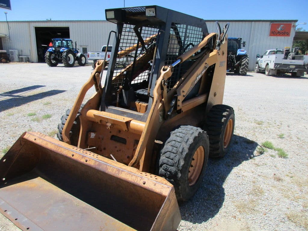 Image of Case 90XT Image 0