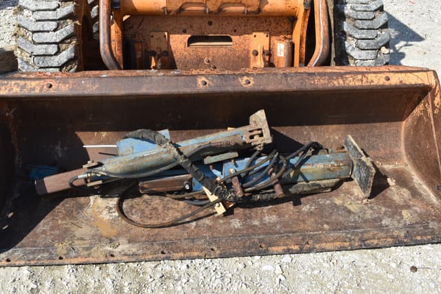 Image of Case 90XT equipment image 4