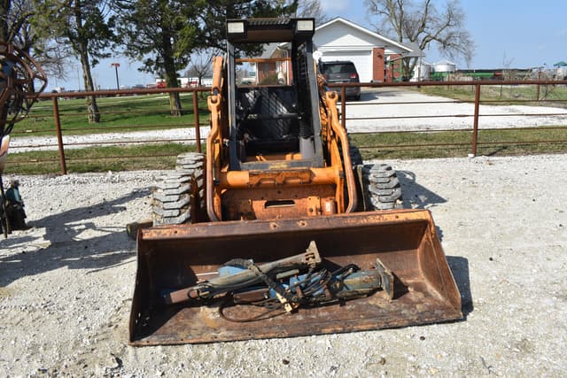 Image of Case 90XT equipment image 1