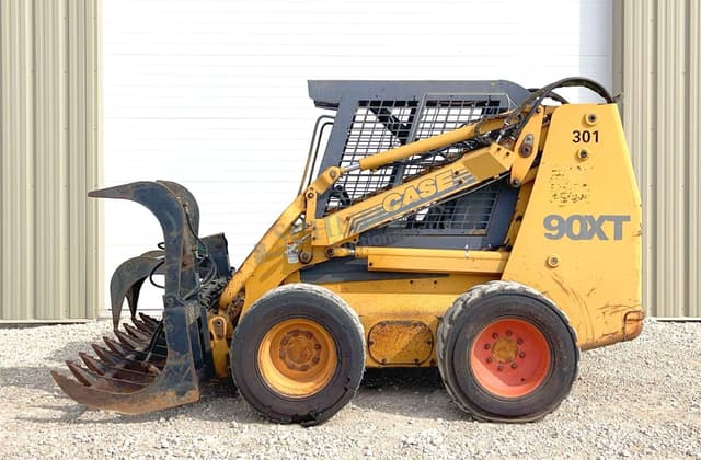 Image of Case 90XT equipment image 3