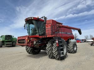 SOLD - Case IH 9230 Lot No. 865 Combines with 2,056 Hrs | Tractor Zoom