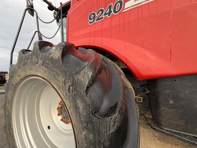 Image of Case IH 9240 equipment image 3