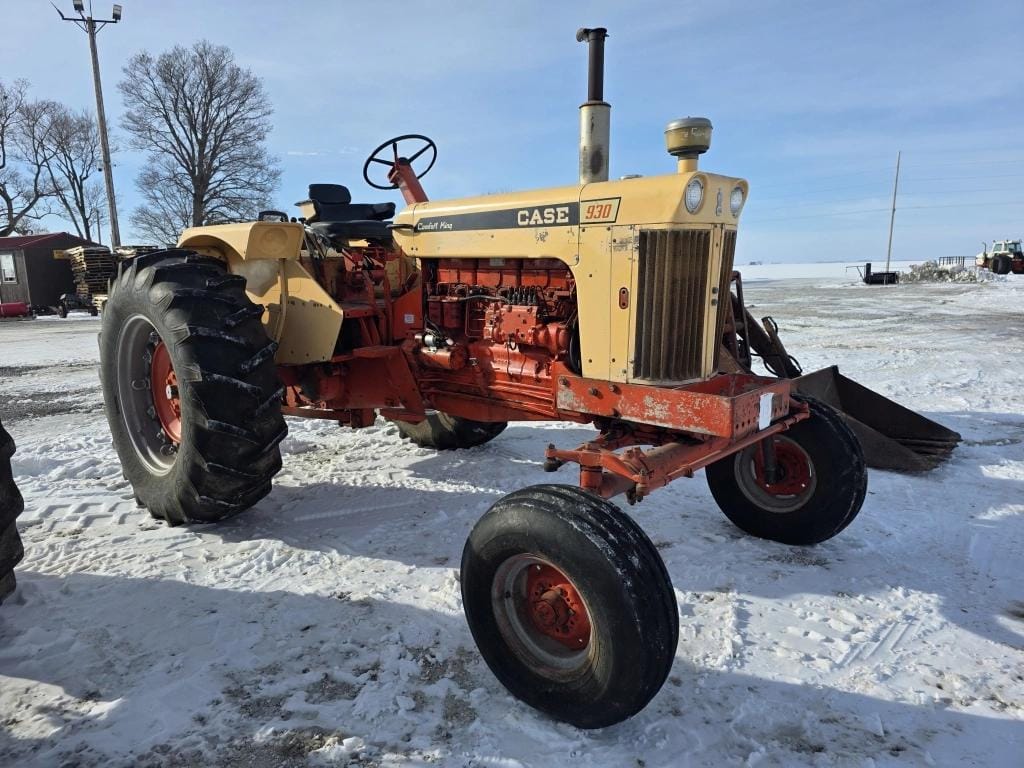 J.I. Case 930 Equipment Image0