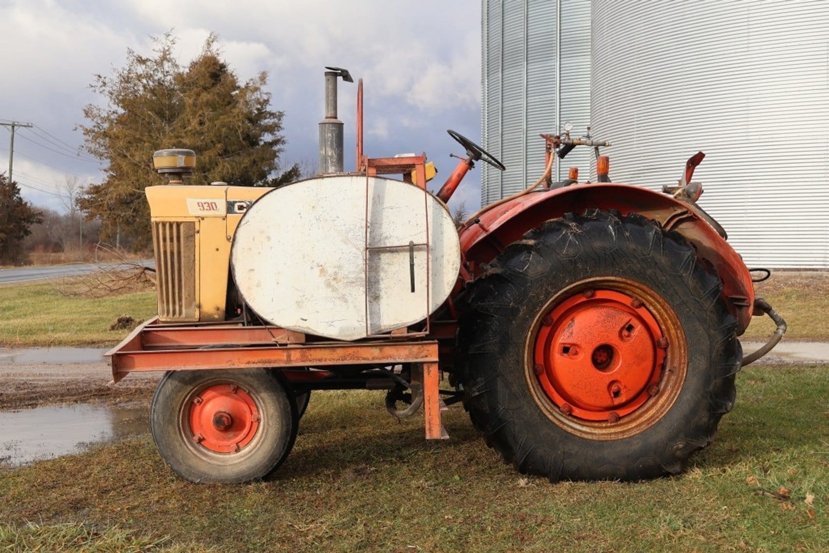 Case 930 Equipment Image0