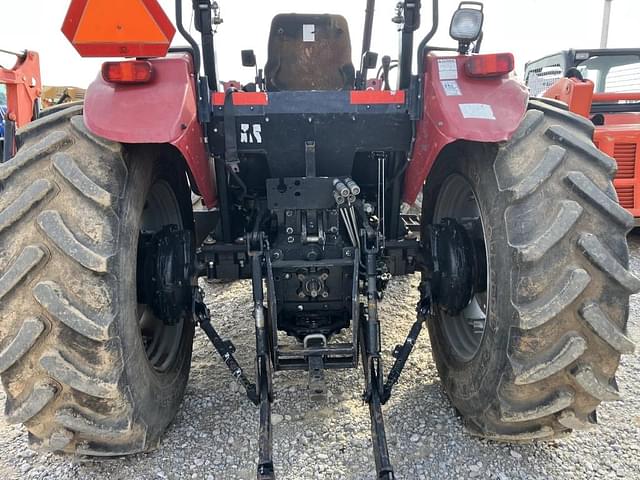 Image of Case IH Farmall 95 equipment image 4