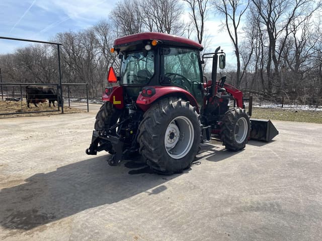 Image of Case IH Farmall 95A equipment image 4