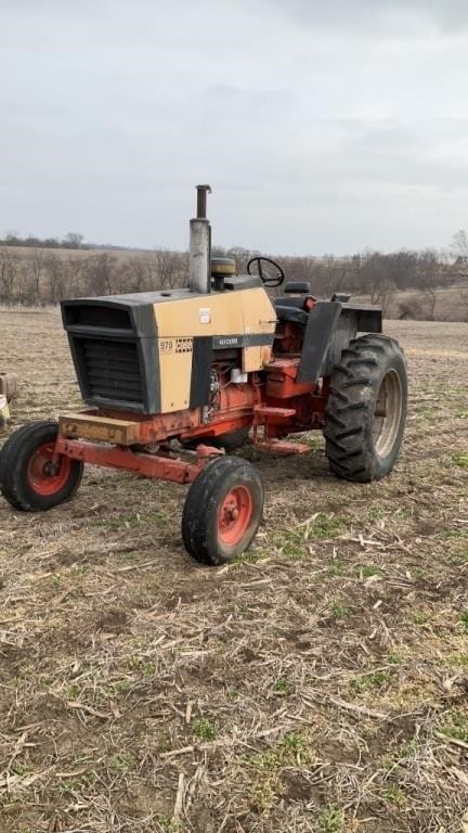 J.I. Case 970 Equipment Image0