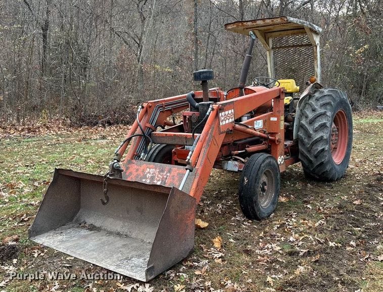 Case 990 Equipment Image0