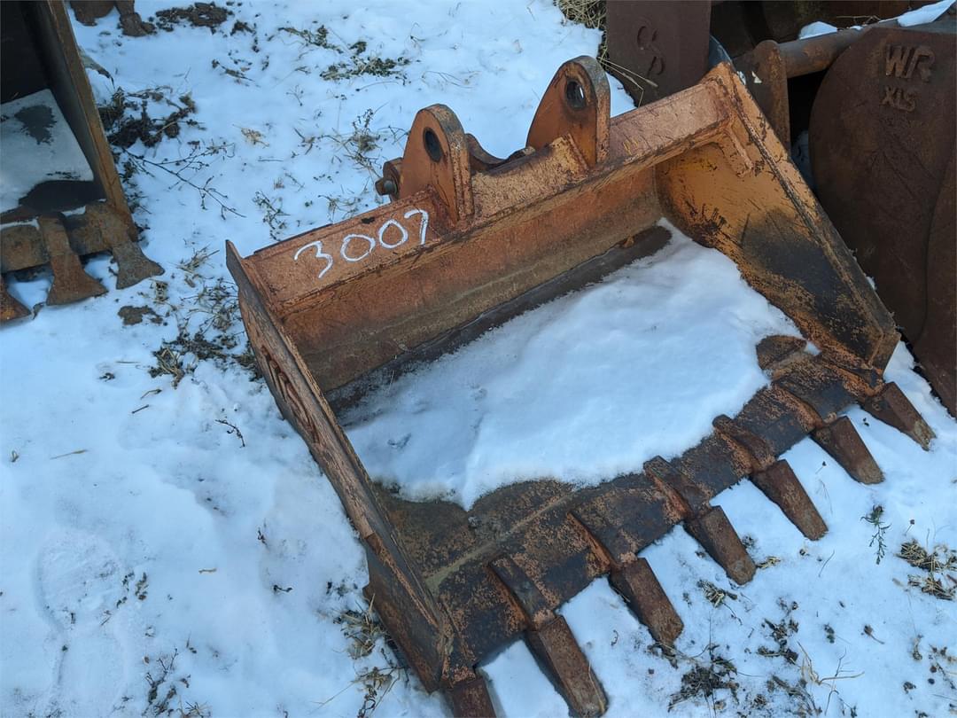 Image of Case Backhoe Bucket Image 0