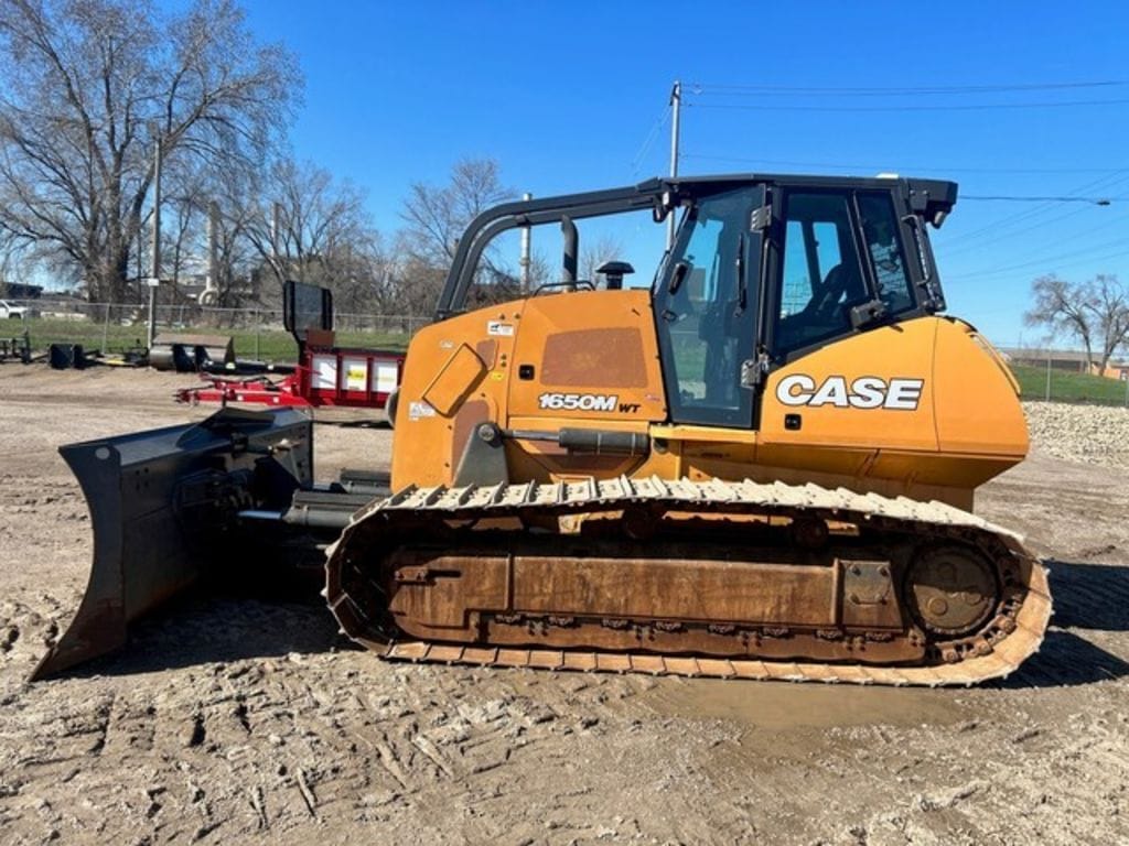 2019 Case 1650M Equipment Image0