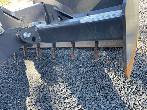 Case 570N EP Equipment Image0