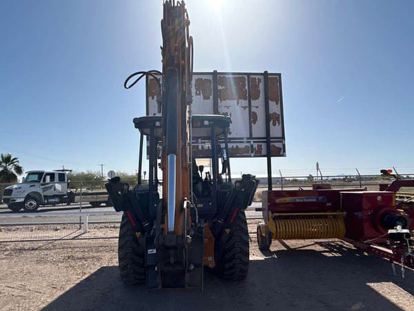 Case 570N EP Equipment Image0