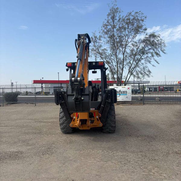 Image of Case 580 Super N equipment image 3