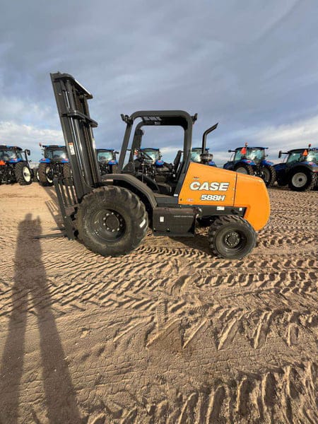 Case 588H Equipment Image0