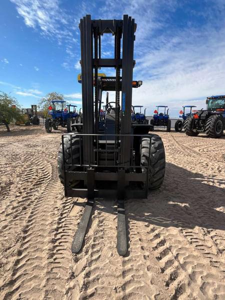 Image of Case 588H equipment image 2