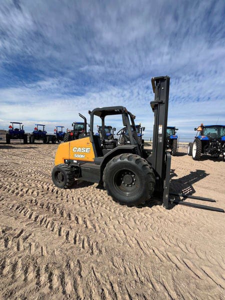 Case 588H Equipment Image0