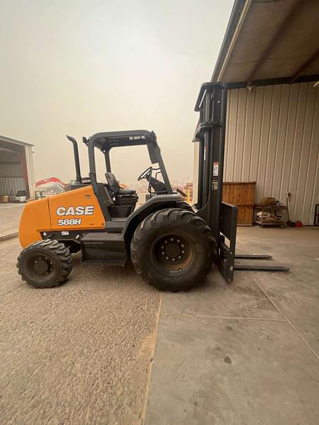 Image of Case 588H equipment image 1