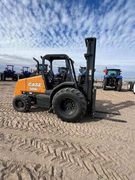 Image of Case 588H equipment image 1