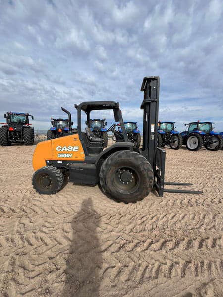 Image of Case 588H equipment image 1