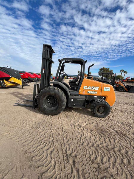 Case 588H Equipment Image0