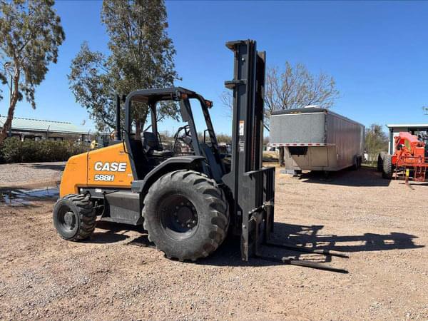 Image of Case 588H equipment image 1
