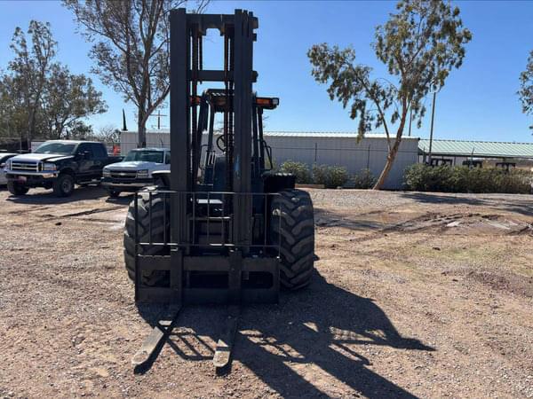 Image of Case 588H equipment image 2