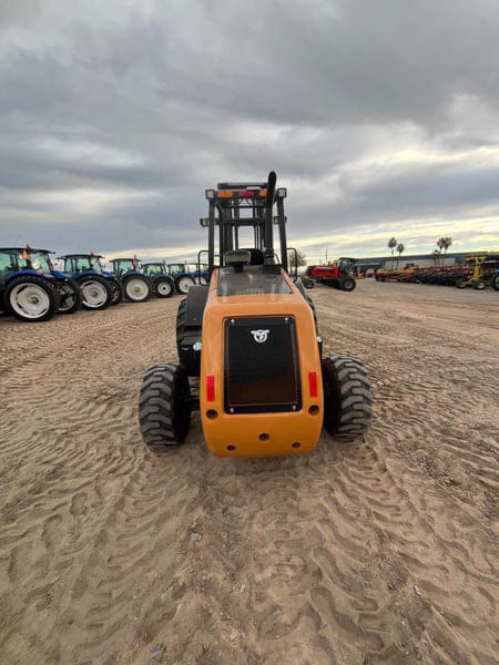 Case 588H Equipment Image0