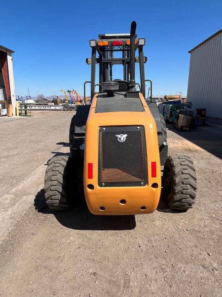 Image of Case 588H equipment image 3