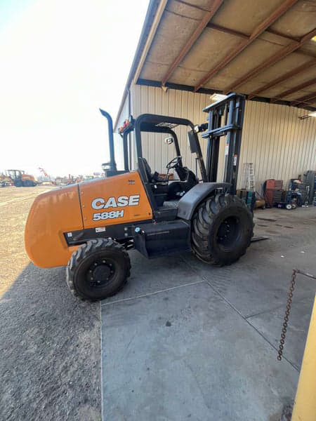 Image of Case 588H equipment image 1
