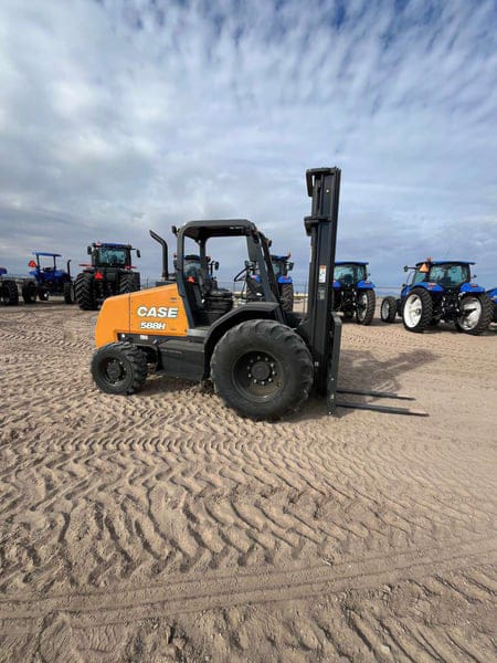 Case 588H Equipment Image0