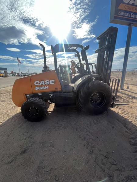 Image of Case 588H equipment image 1