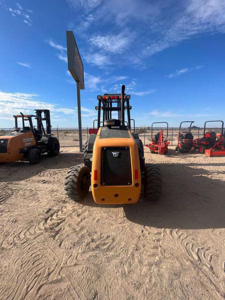 Image of Case 588H equipment image 3