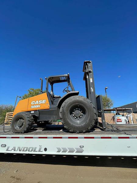 Image of Case 588H equipment image 1