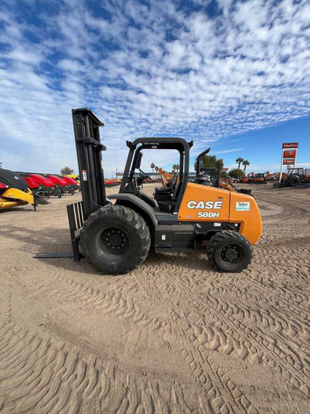 Case 588H Equipment Image0