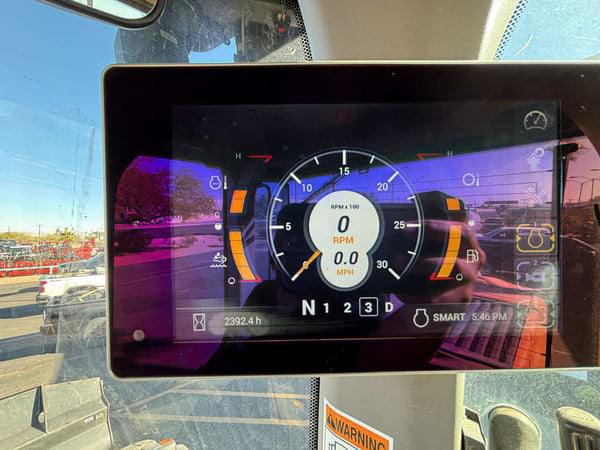 Image of Case 721G equipment image 4