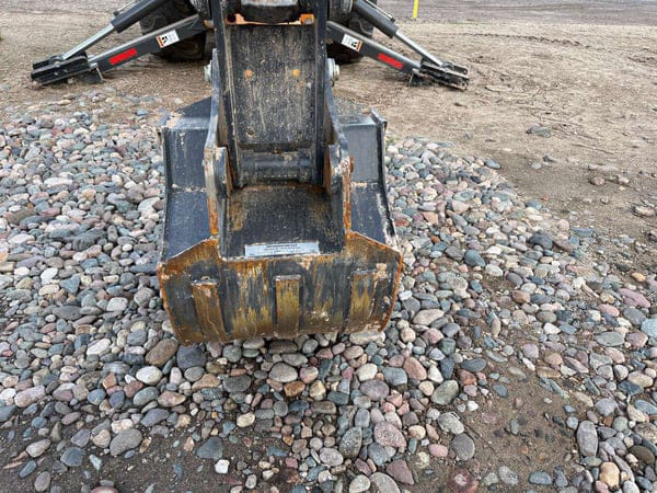 Case 728517 Equipment Image0