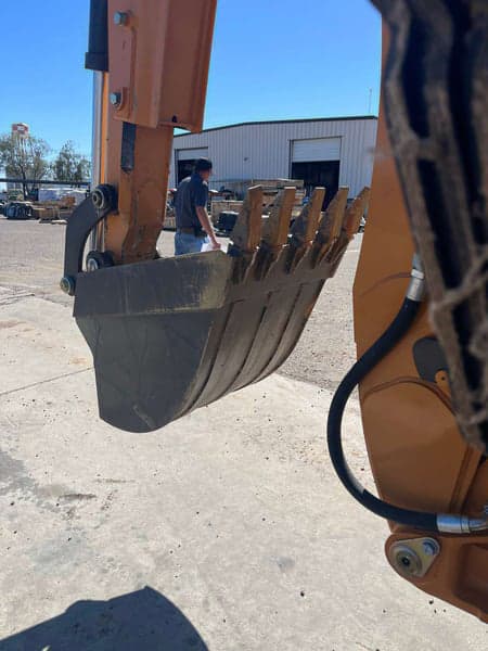 Image of Case 742388 equipment image 2