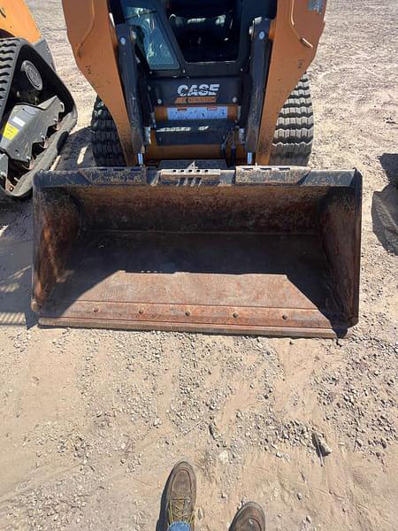 Image of Case 761132 equipment image 2