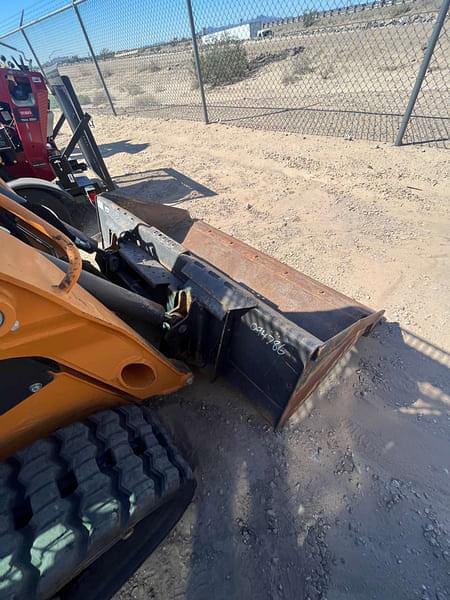Image of Case 761132 equipment image 3