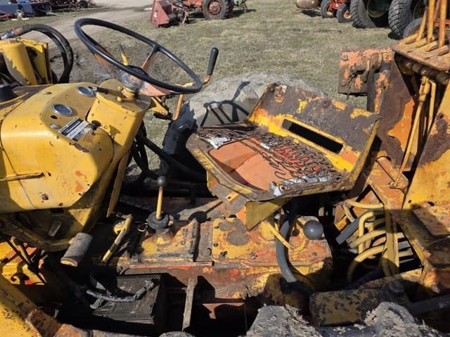 Image of Case 530 equipment image 3