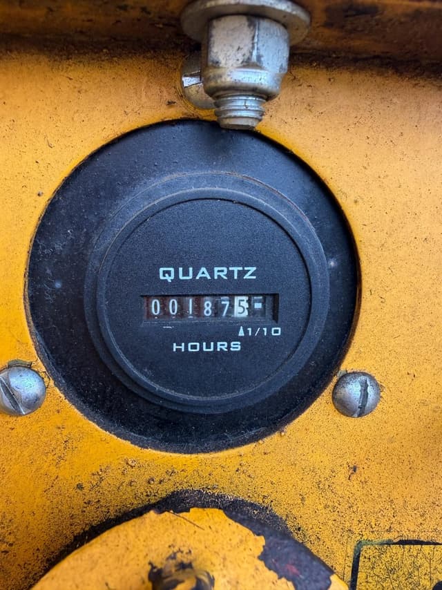 Image of Case D350 equipment image 4