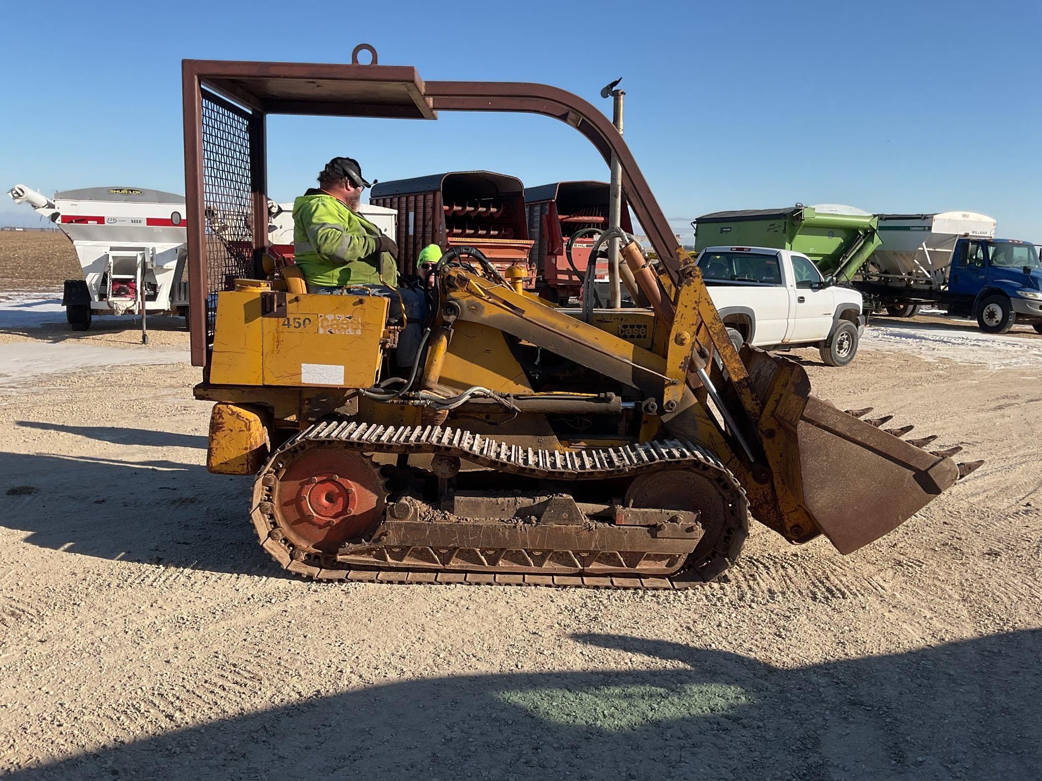 Case D450 Equipment Image0