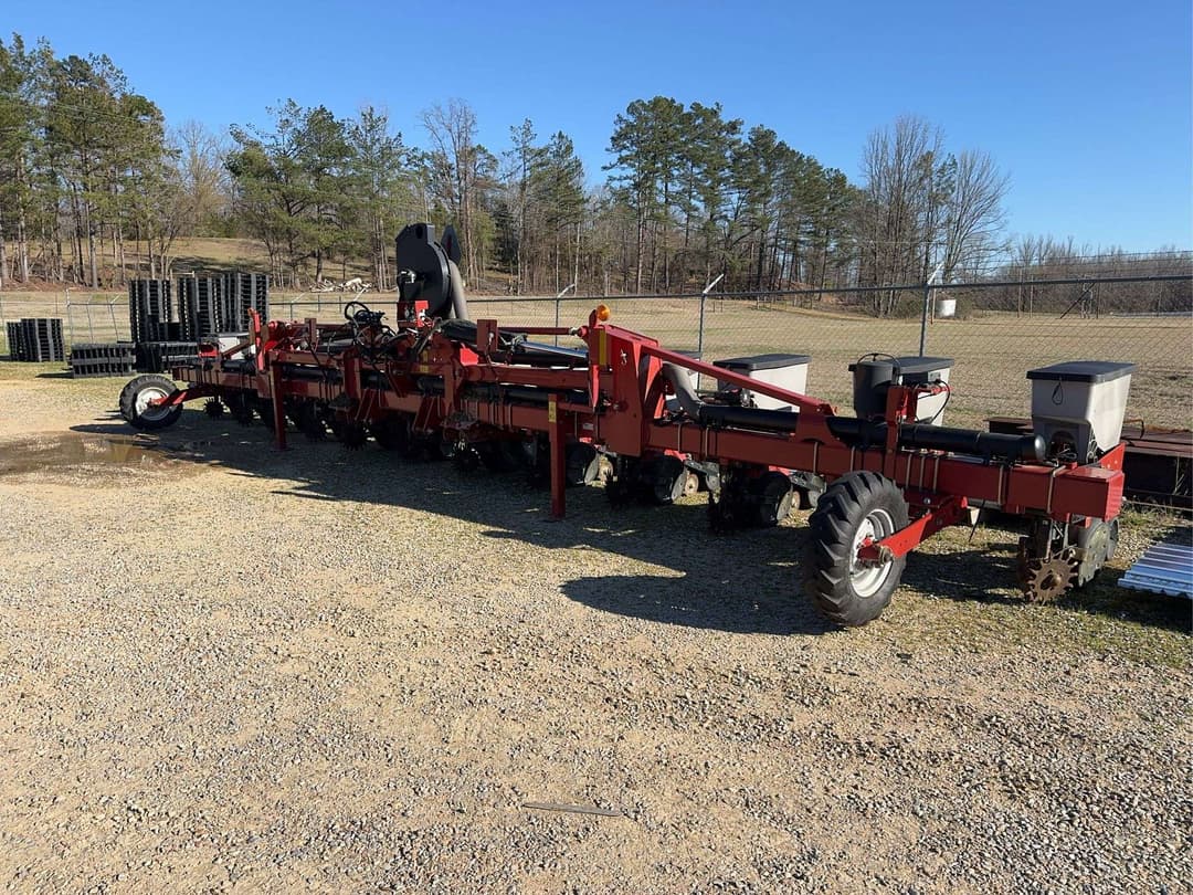 Image of Case IH 1235 Primary image