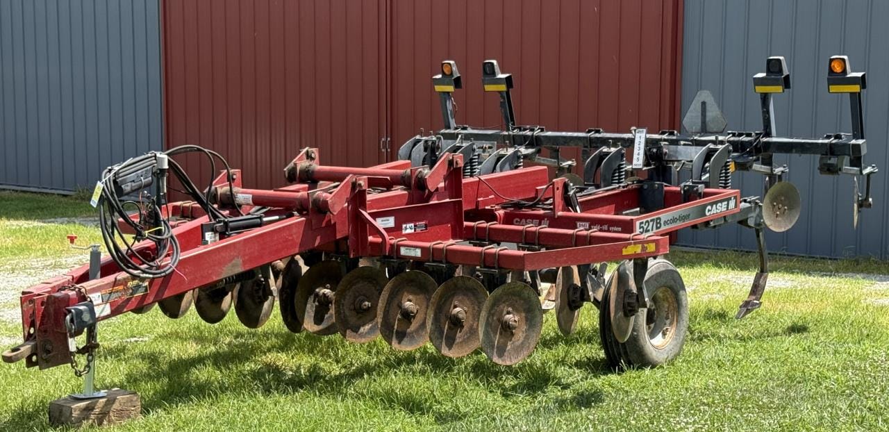 Case IH Ecolo-Tiger 527B Equipment Image0