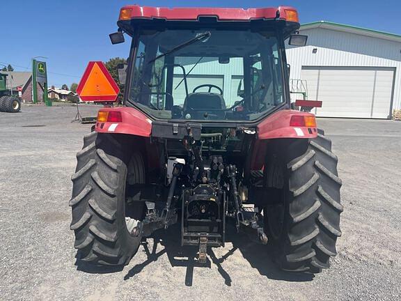 Image of Case IH Farmall 105U equipment image 3