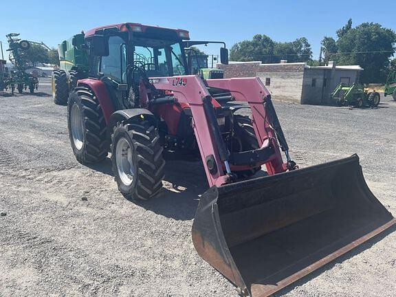 Image of Case IH Farmall 105U Primary image