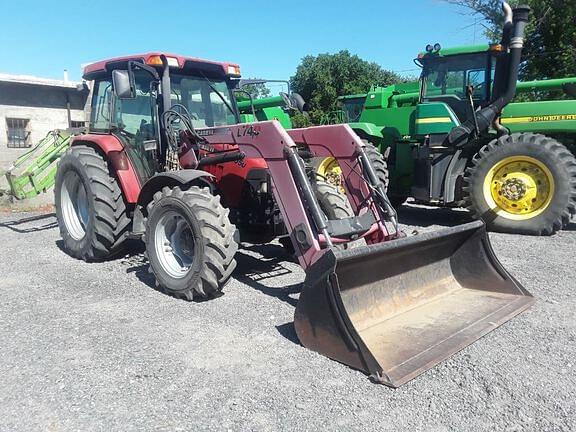 Image of Case IH Farmall 105U equipment image 3